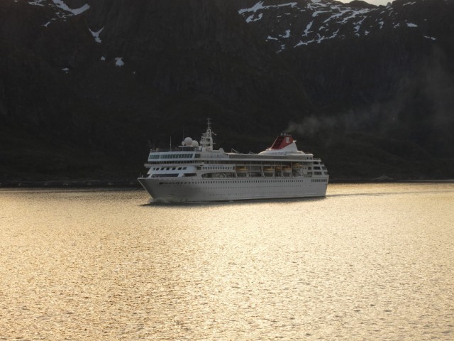 Hurtigruten_2015-06-20_23-03
